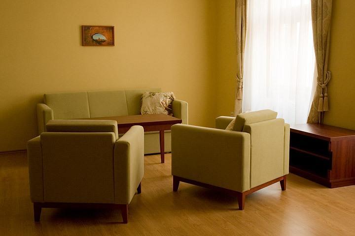 Penzion Zlaty Vul Зноймо Екстериор снимка